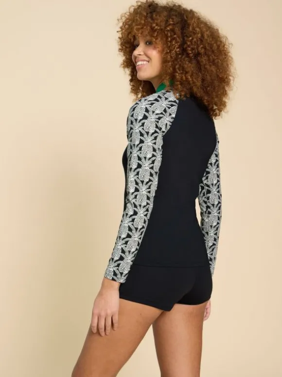 bay_print_rash_vest_in_bl_2.webp Bay Print Rash Vest in BLACK PRINT