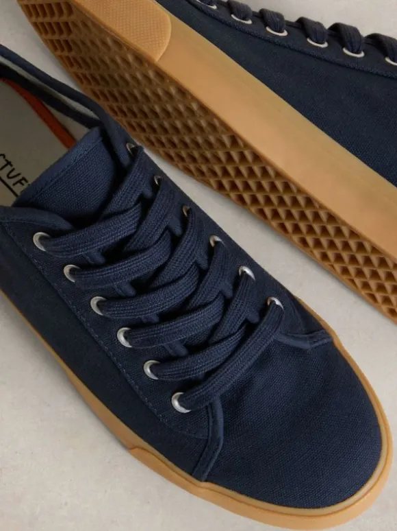 Peter Plimsoll Trainer in DARK NAVY