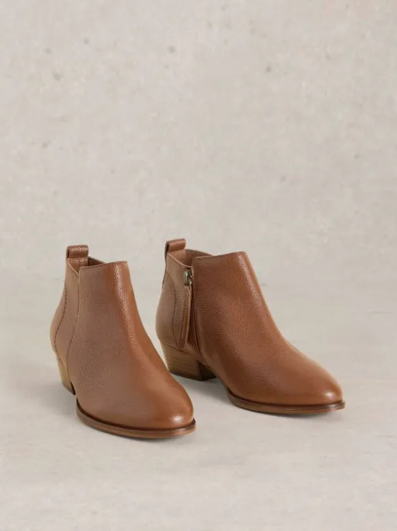 Wide Fit Leather Ankle Boot in MID TAN